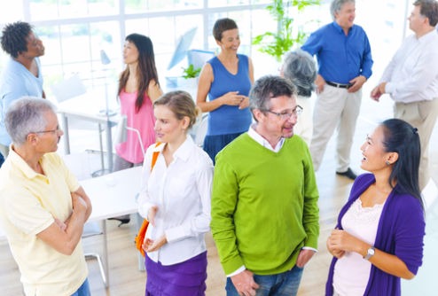 Informal_diverse_group_talking