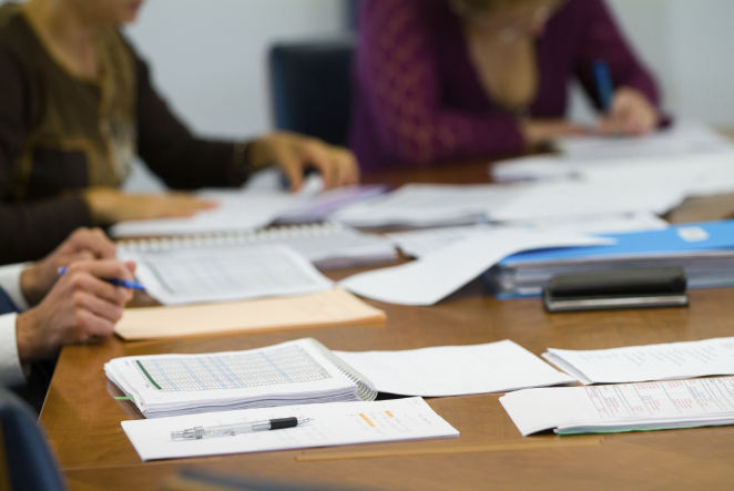 business_people_working_on_business_plan